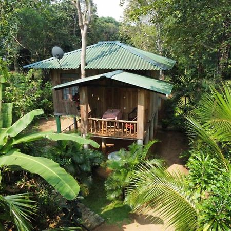 Ruk Sewana Villa Tree House Sigiriya Exterior photo